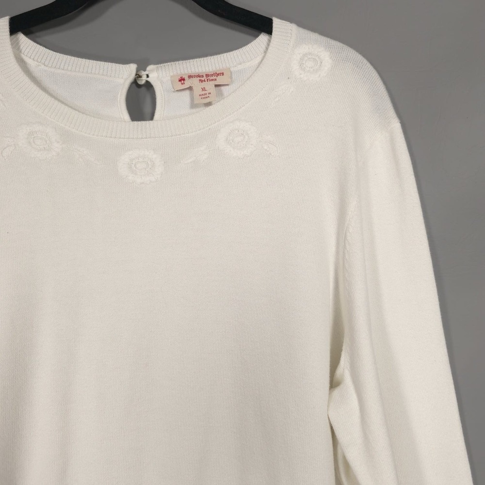 Brooks Brothers Red Fleece Women's Knit Sweater Ivory Embroidered Floral Size XL